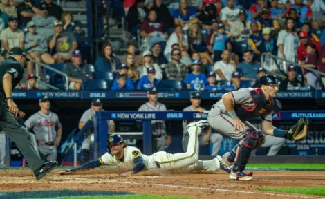 Home run by Harris II helps Braves defeat Brewers 4-2 at MLB Little League Classic